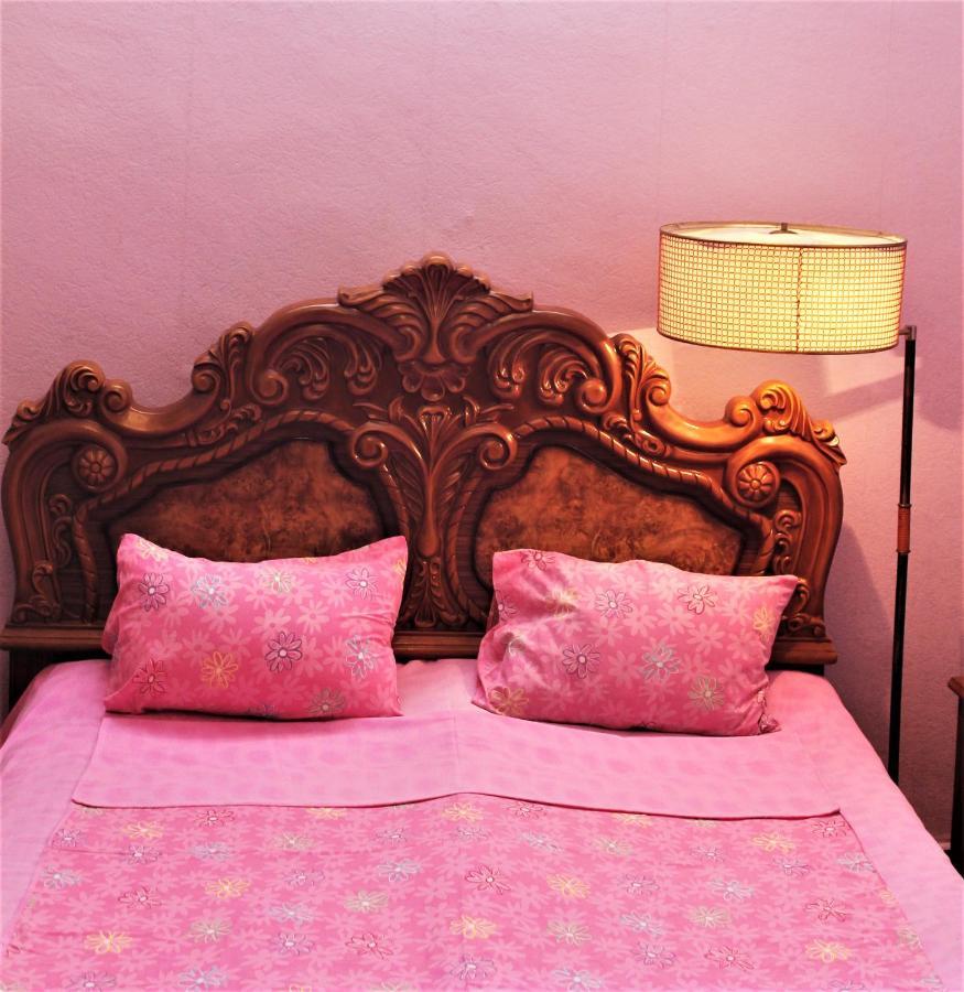 Guesthouse Medea On Pushkini 4 Kutaisi Dış mekan fotoğraf