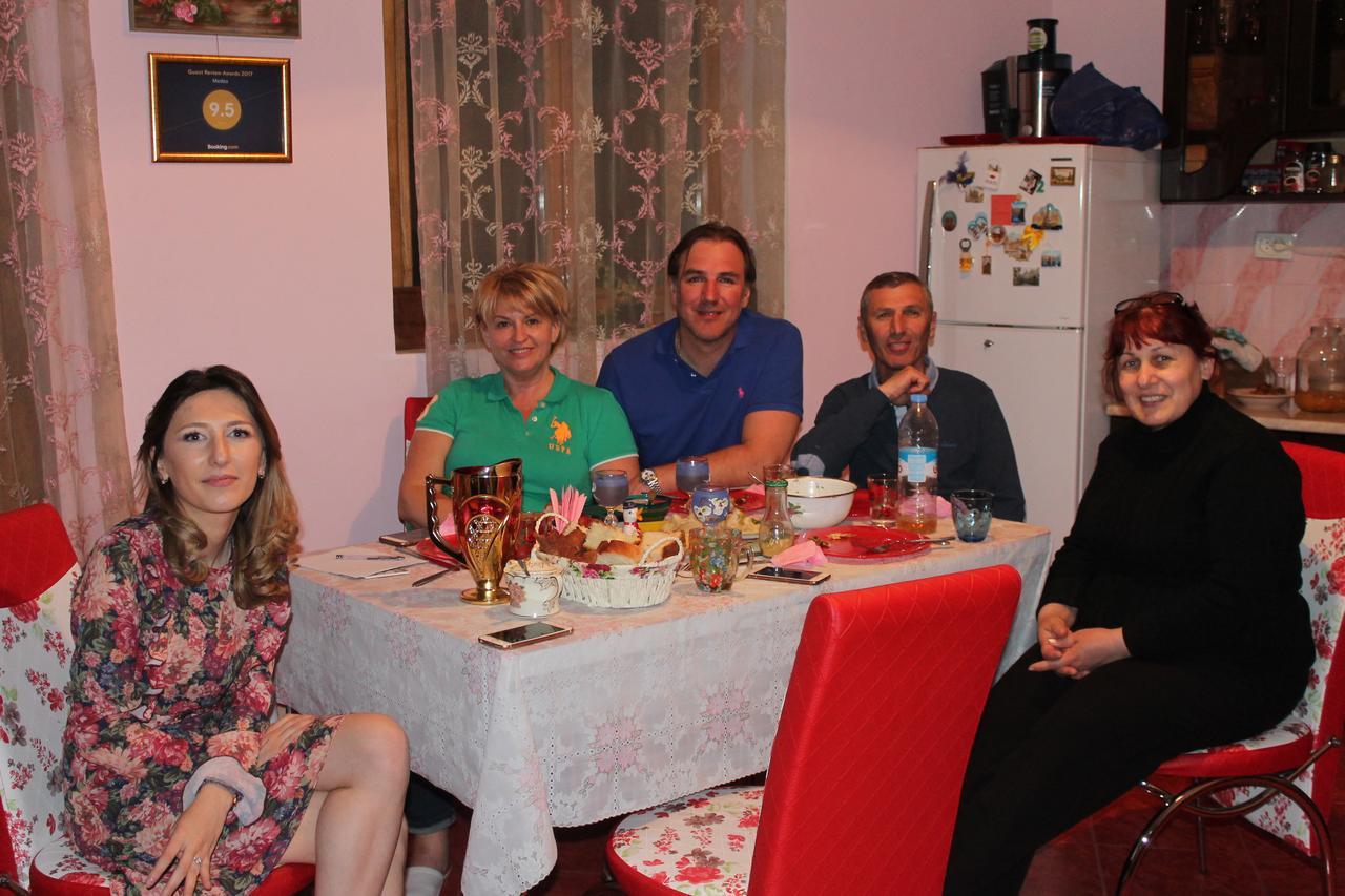 Guesthouse Medea On Pushkini 4 Kutaisi Dış mekan fotoğraf